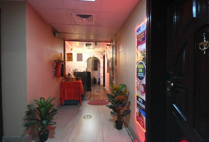 Отель Time Palace