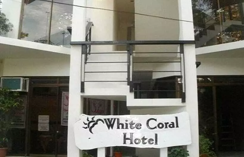 ホテル Boracay White Coral