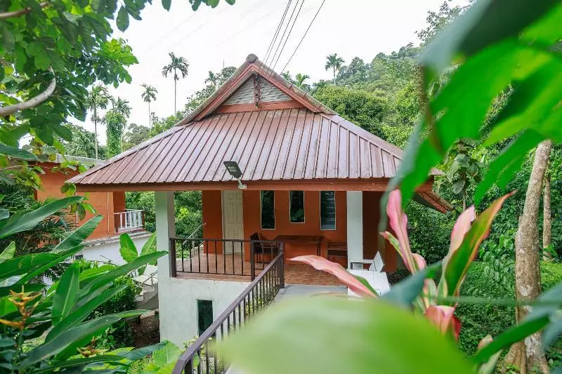 Hotelli Baan Suan Chong Khao Resort