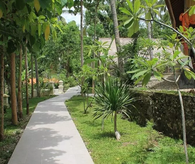 Hotelli Coco Resort Penida