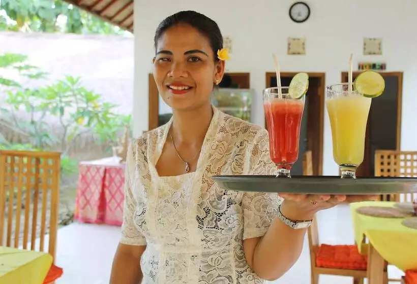 Hotelli Coco Resort Penida