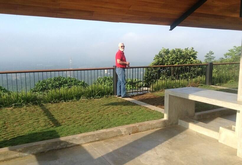 ホテル Kithul Kanda Mountain Resort