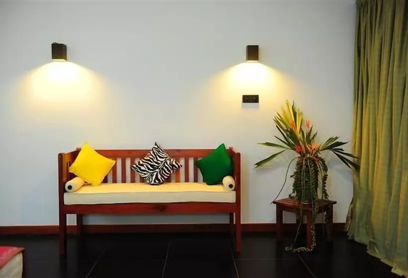 هتل Kithul Kanda Mountain Resort