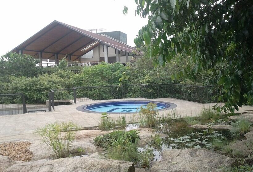 ホテル Kithul Kanda Mountain Resort