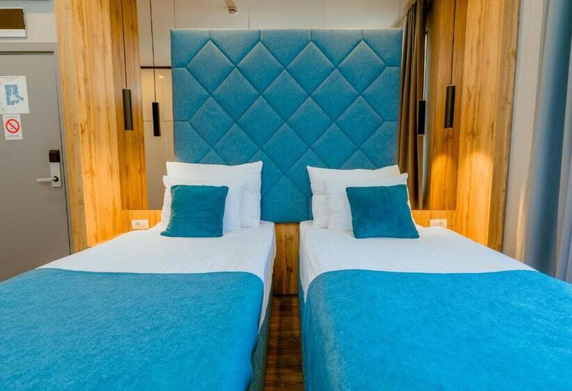 هتل Nobel Gallery