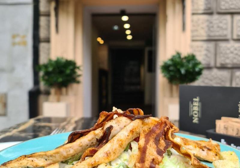 هتل Nobel Gallery