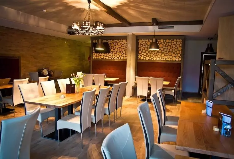 ホテル Oscar & Sons Apartments