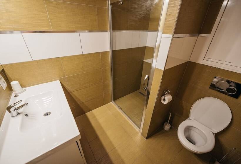 בית מלון כפרי Oscar & Sons Apartments