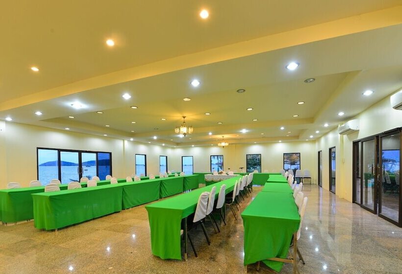 Szálloda Starlight Beach Resort Chumphon