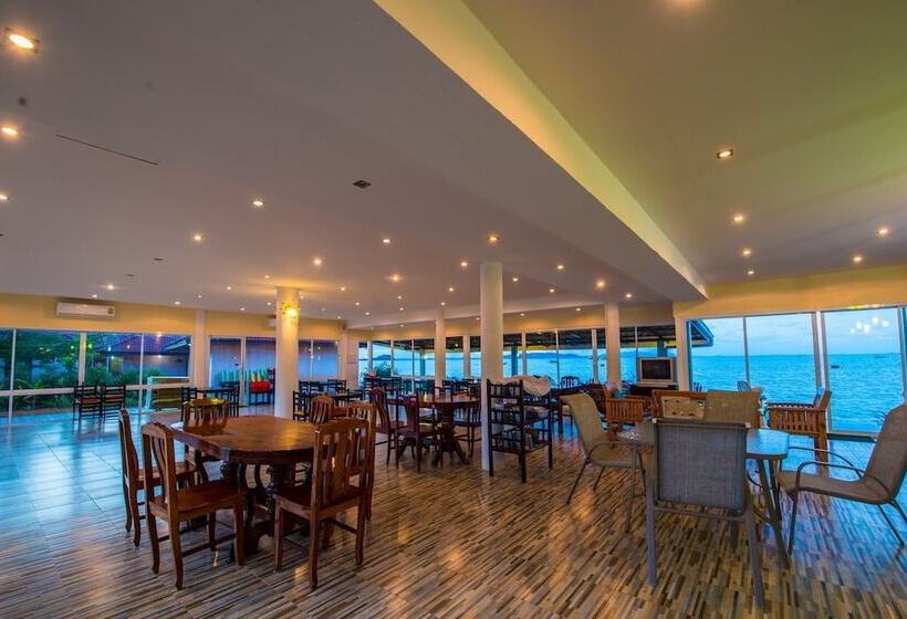 Szálloda Starlight Beach Resort Chumphon