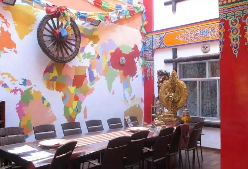 Nirvana Hotel   Hostel