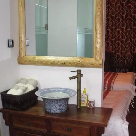 Nirvana Hotel   Hostel