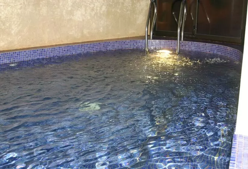 Majatalo Kasbah Isfoula And Spa