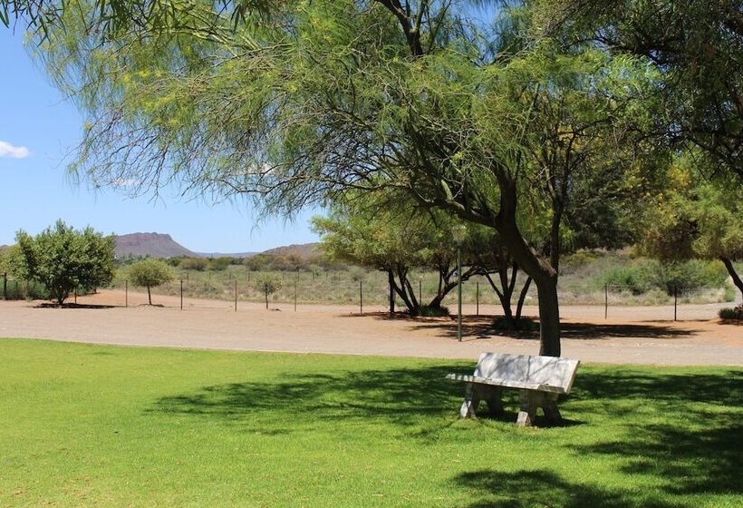 Пансион Travalia Guest Farm