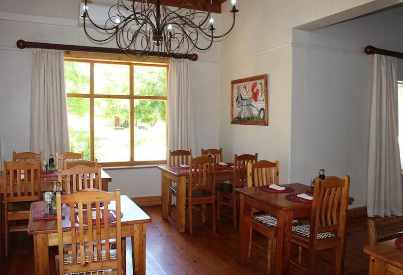 Пансион Travalia Guest Farm