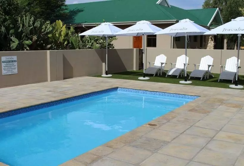 Majatalo Travalia Guest Farm