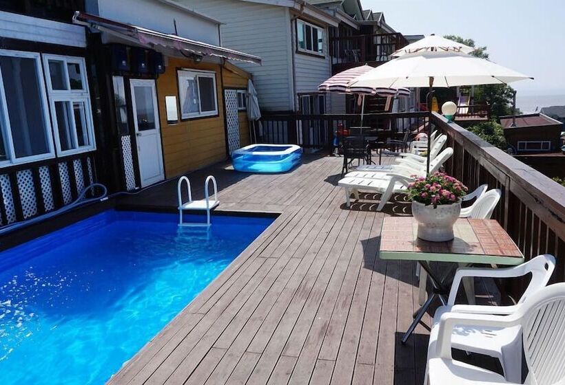 Ganghwa Gamilnahar Pension