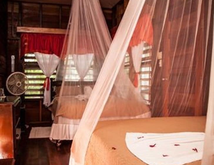 Hill Bank Field Station   Hostel