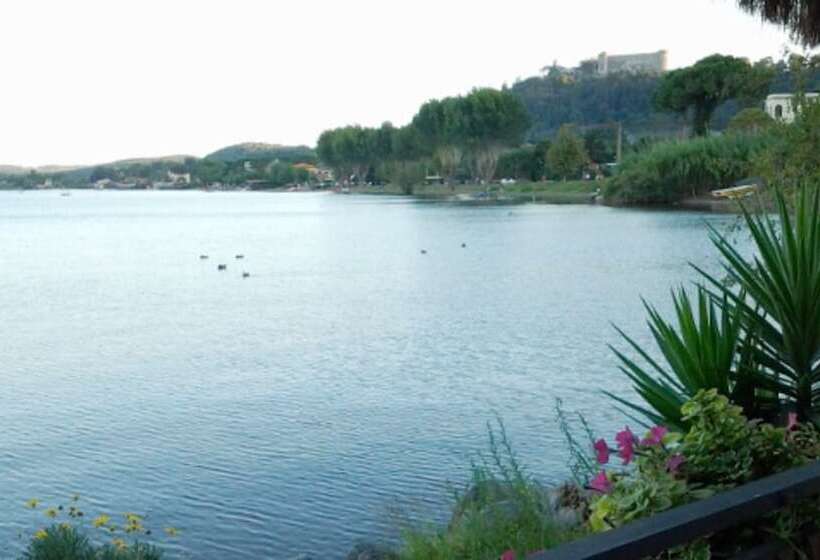 פונדק Alb. Rist. Alfredo Da Persichella