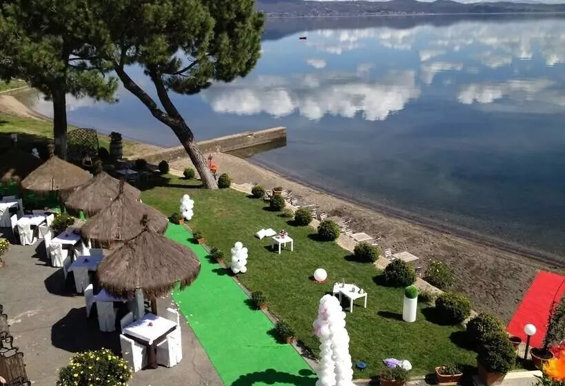 Hostelli Alb. Rist. Alfredo Da Persichella