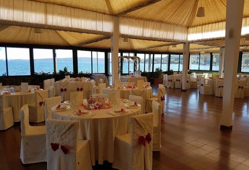 פונדק Alb. Rist. Alfredo Da Persichella