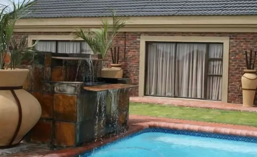 Hotelli Almar Exclusive Game Ranch