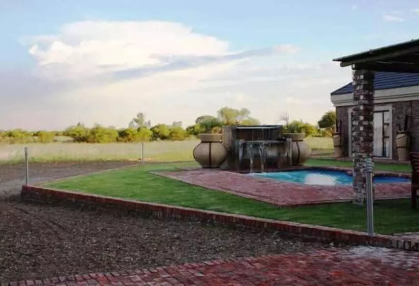 Hotelli Almar Exclusive Game Ranch