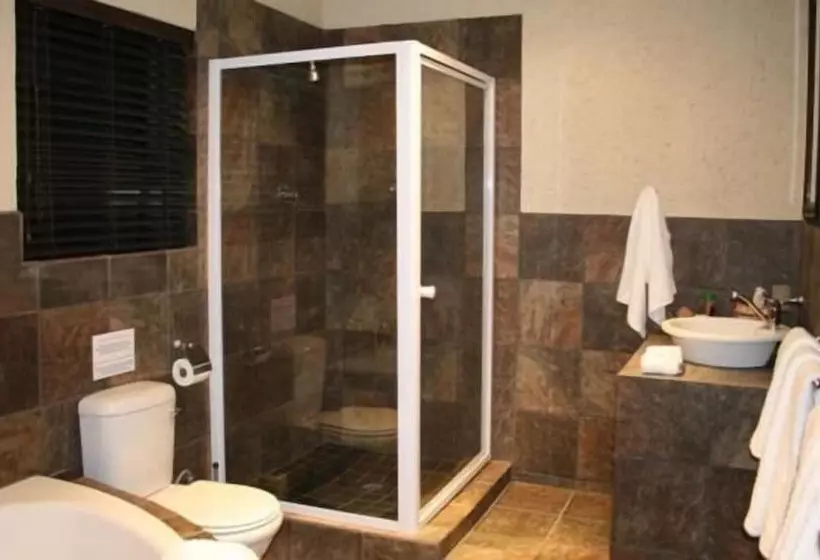 Hotelli Almar Exclusive Game Ranch