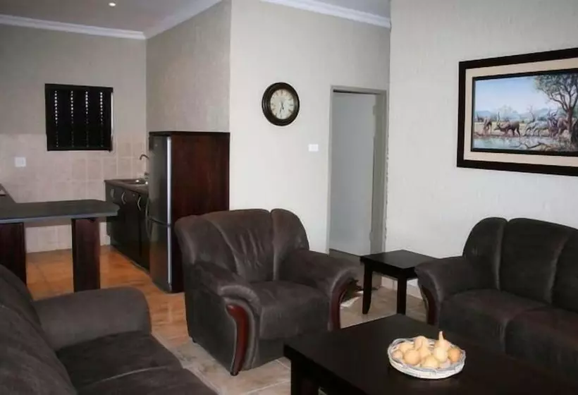 Hotelli Almar Exclusive Game Ranch