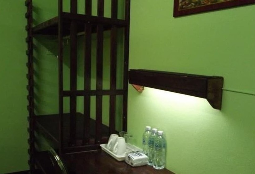 Hotel Baan Varitsara