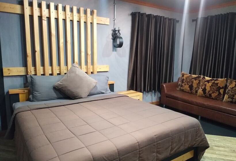 Отель Casa & Cafe De Nadi