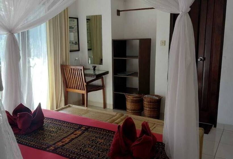 酒店 Kelimutu Crater Lakes Eco Lodge