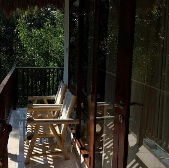 酒店 Kelimutu Crater Lakes Eco Lodge