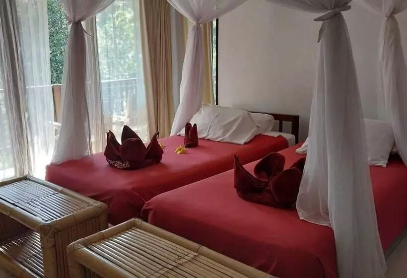 Hotelli Kelimutu Crater Lakes Eco Lodge