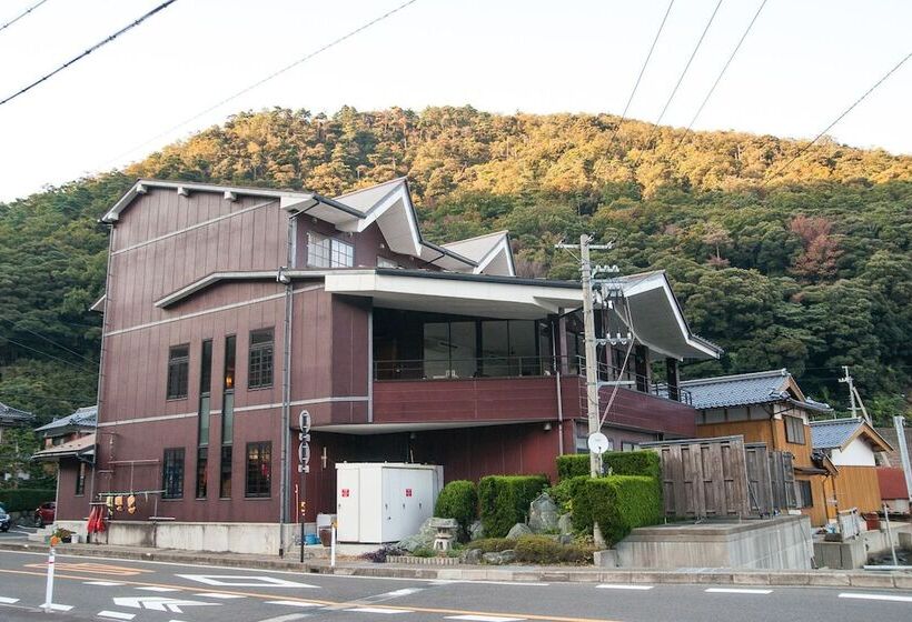 Hotell 湖上館パムコ