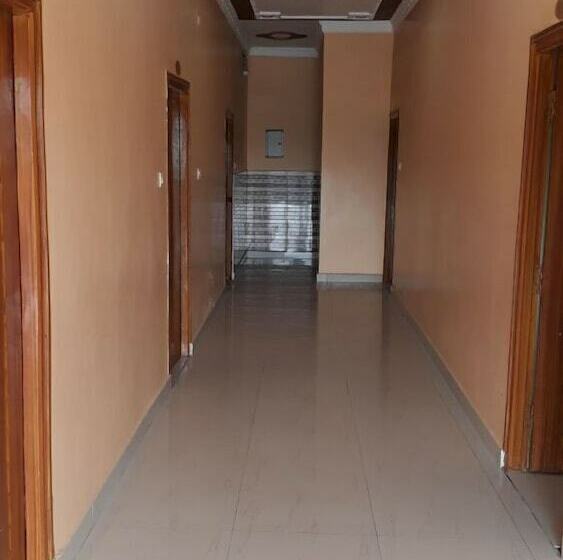 בית מלון כפרי Mk International