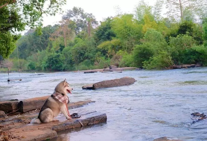 Hotelli Natural Park Resort De Wang Thong