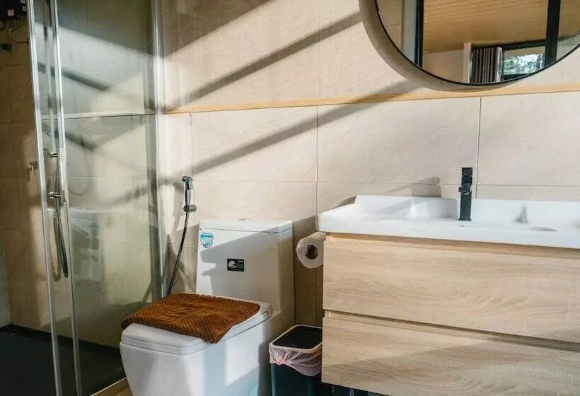 Hotelli Natural Park Resort De Wang Thong