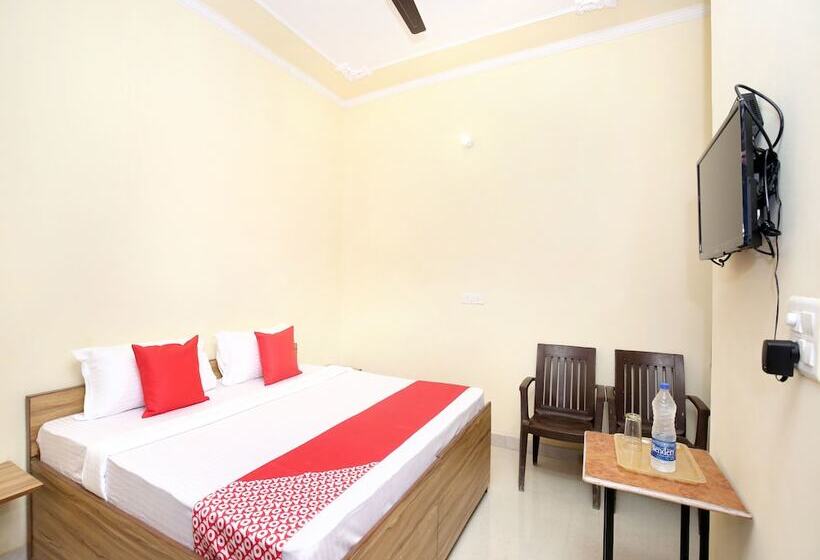 Hotell Oyo 14823 Skyheights