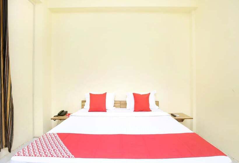 Hotell Oyo 14823 Skyheights