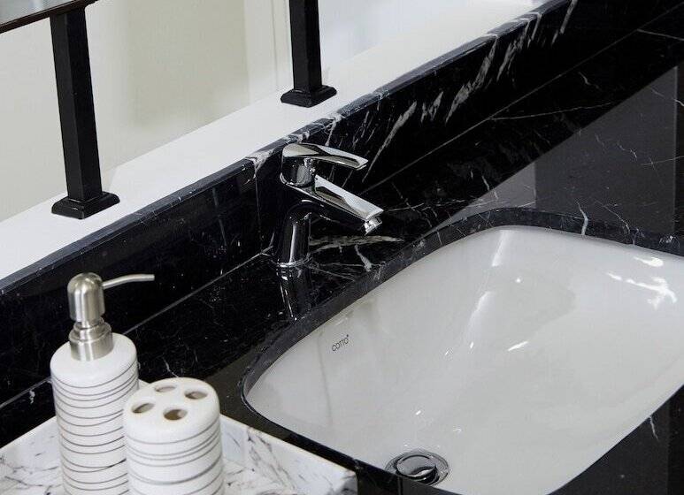 酒店 Phurinda Residence