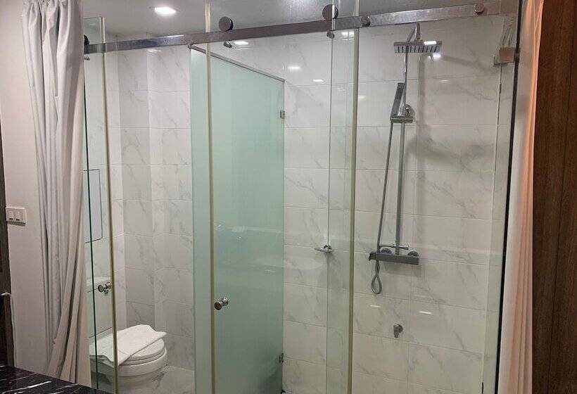 酒店 Phurinda Residence