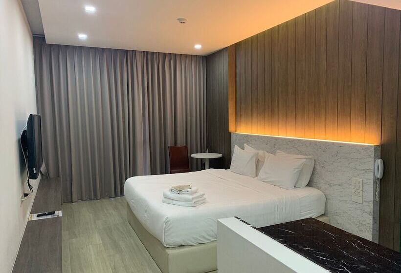 酒店 Phurinda Residence