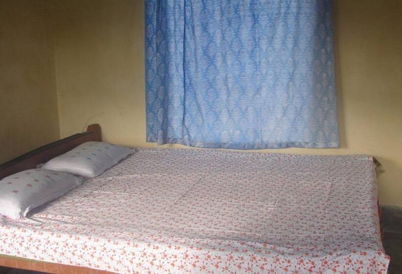 בית מלון כפרי Prakrity Village Resort Sundarbans