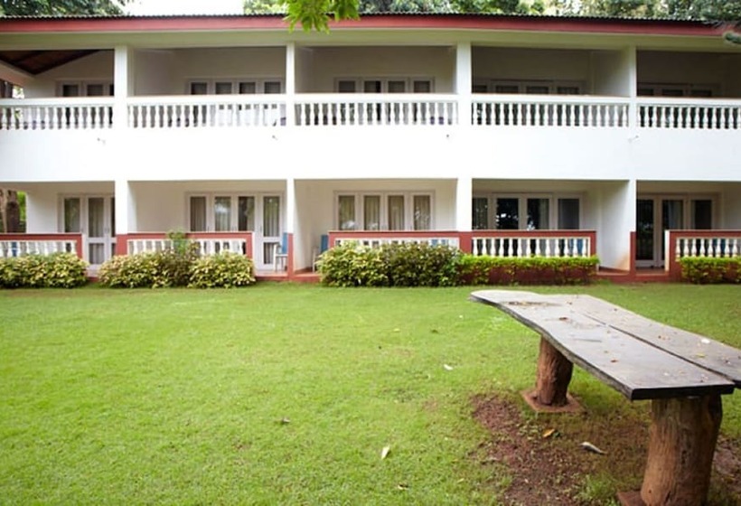 בית מלון כפרי Prakrity Village Resort Sundarbans