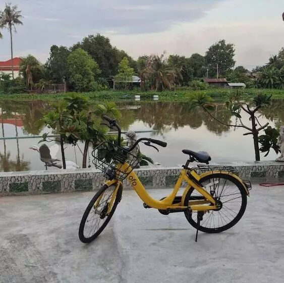 Hotelli Punpisa Resort