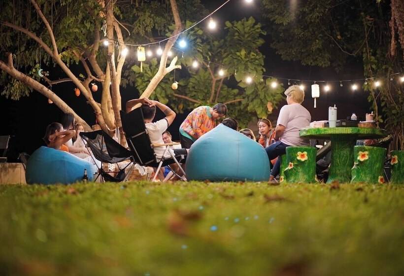 בית מלון כפרי Punpisa Resort