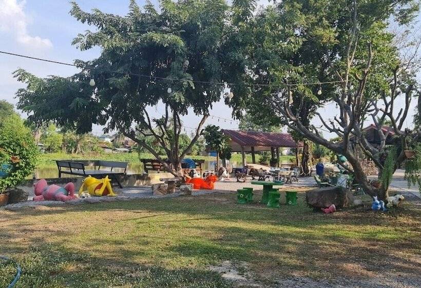 בית מלון כפרי Punpisa Resort