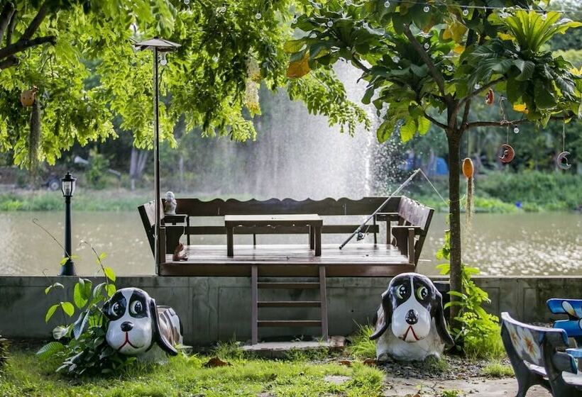 בית מלון כפרי Punpisa Resort