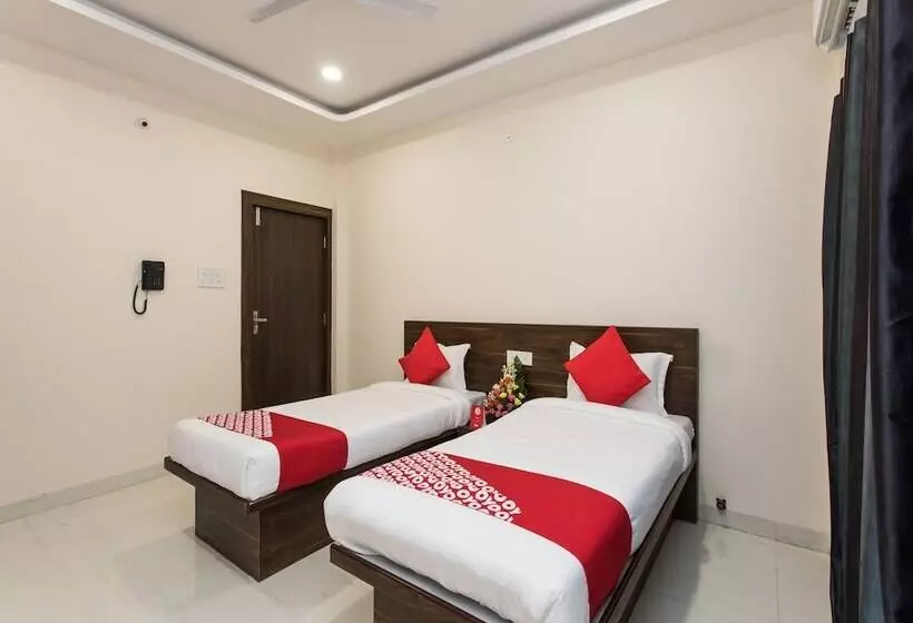 ホテル Richmond Inn By Oyo Rooms